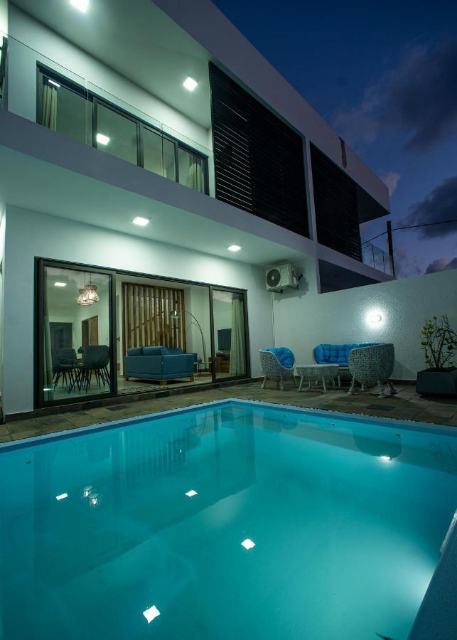 Ocean Blue Villa, Flic-En-Flac Εξωτερικό φωτογραφία